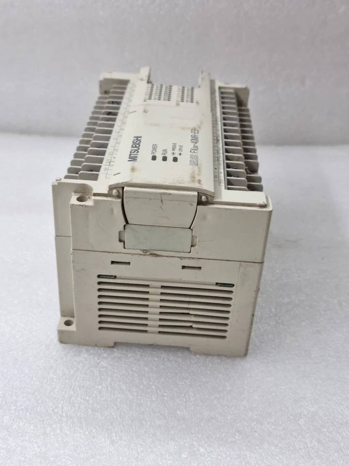 MITSUBISHI FXon-40MR-ES/UL PROGRAMMABLE CONTROLLER 100-240VAC (Cosmetic Damaged)